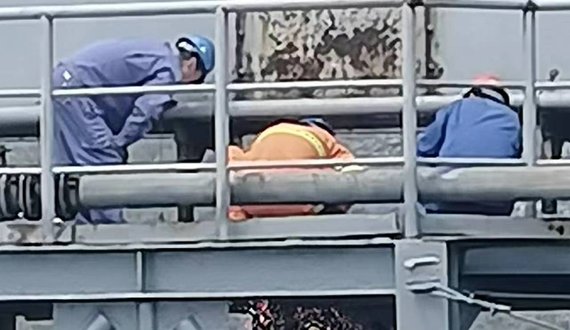 福州港口過(guò)橋修復項目